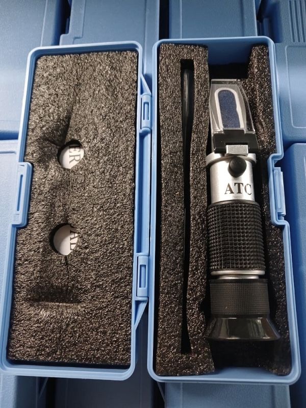 Рефрактометр для автомобилей 4 в1 (антифриз, электроит, дизел) ŞS RF010BX 