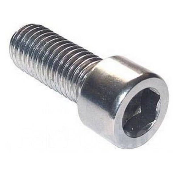 Болт с внутренним шестигранником 4.8 М16 × 20-160mm DIN 912