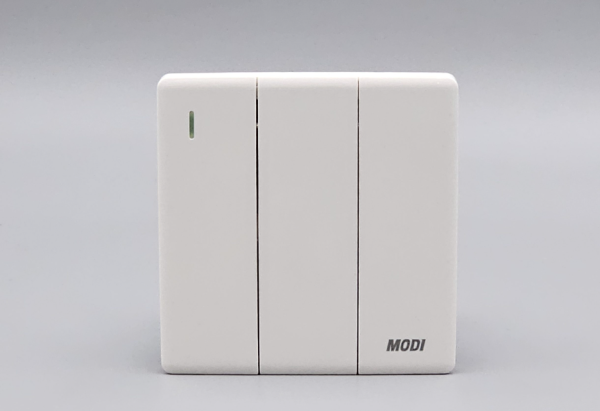 İşıq açarı (üç düyməli) Modi PK01-10A-3K-B60, Wh