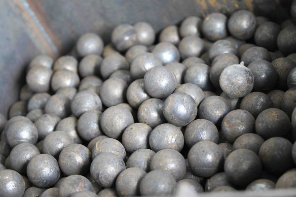 Üyüdücü polad topu, 100 mm / kg