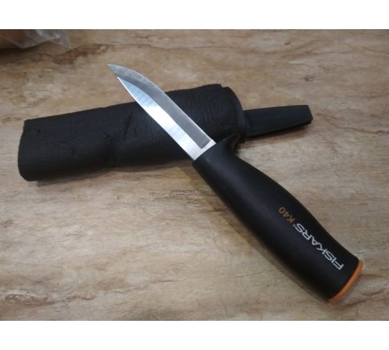 Нож Fiskars K40 1001622