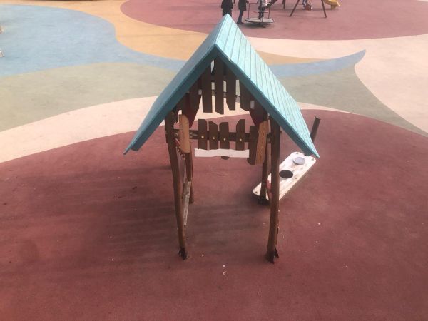 Сруб (домик дерявянный) для детской площадки ŞS 024
